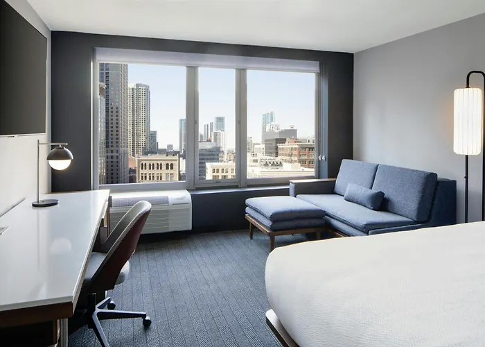 Courtyard By Marriott Downtown/river North 3* Chicago