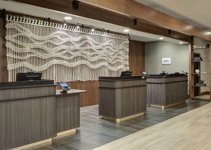Courtyard By Marriott Downtown/river North Chicago
