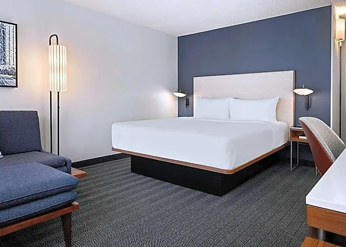 Hotel Courtyard By Marriott Downtown/river North