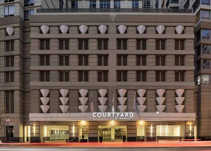 Hotel Courtyard By Marriott Downtown/river North Chicago